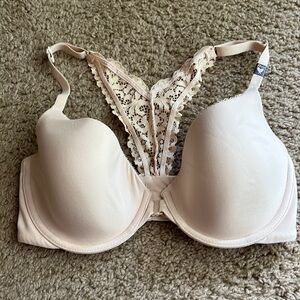 Body By Victoria lined Demi bra 32DD Victoria’s Secret NWT
